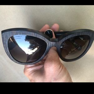 CHANEL Polarized sunglasses